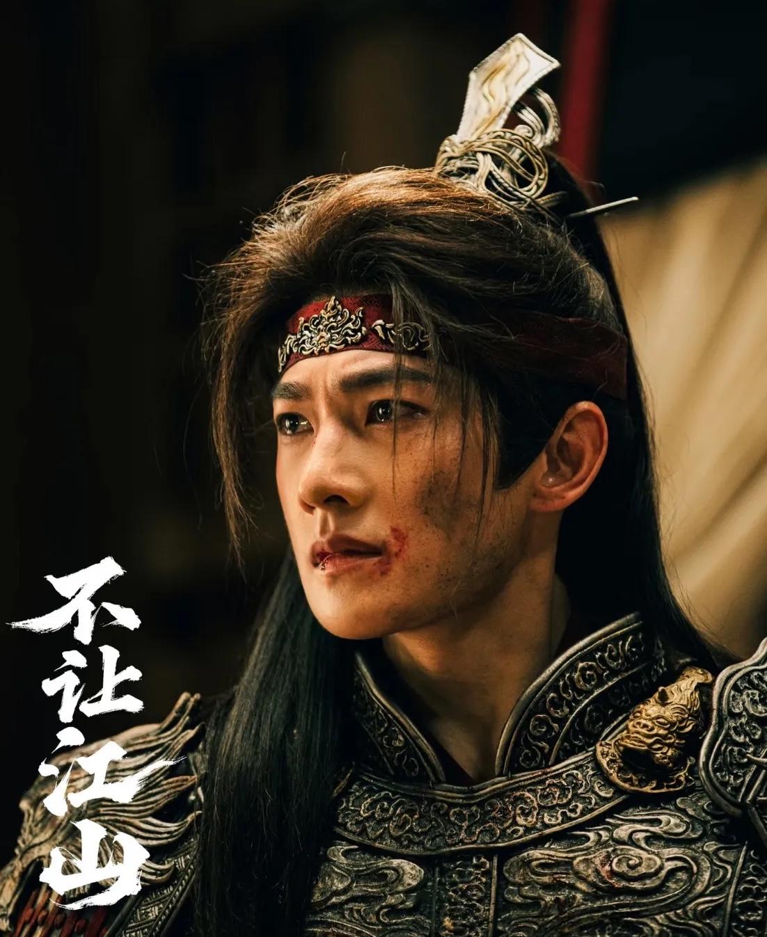 杨洋的新剧《不让江山》目前的拍摄情况还处于一个比较神秘的状态。

网上相关消息不
