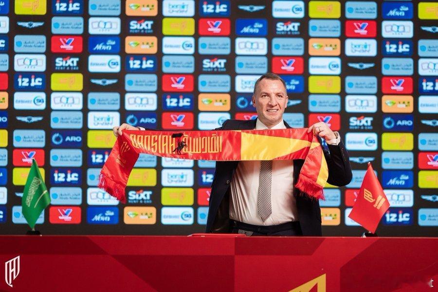 C罗和利雅得 卡迪西亚主帅罗杰斯：“我很期待和利雅得胜利的一战。”“我要和利雅得