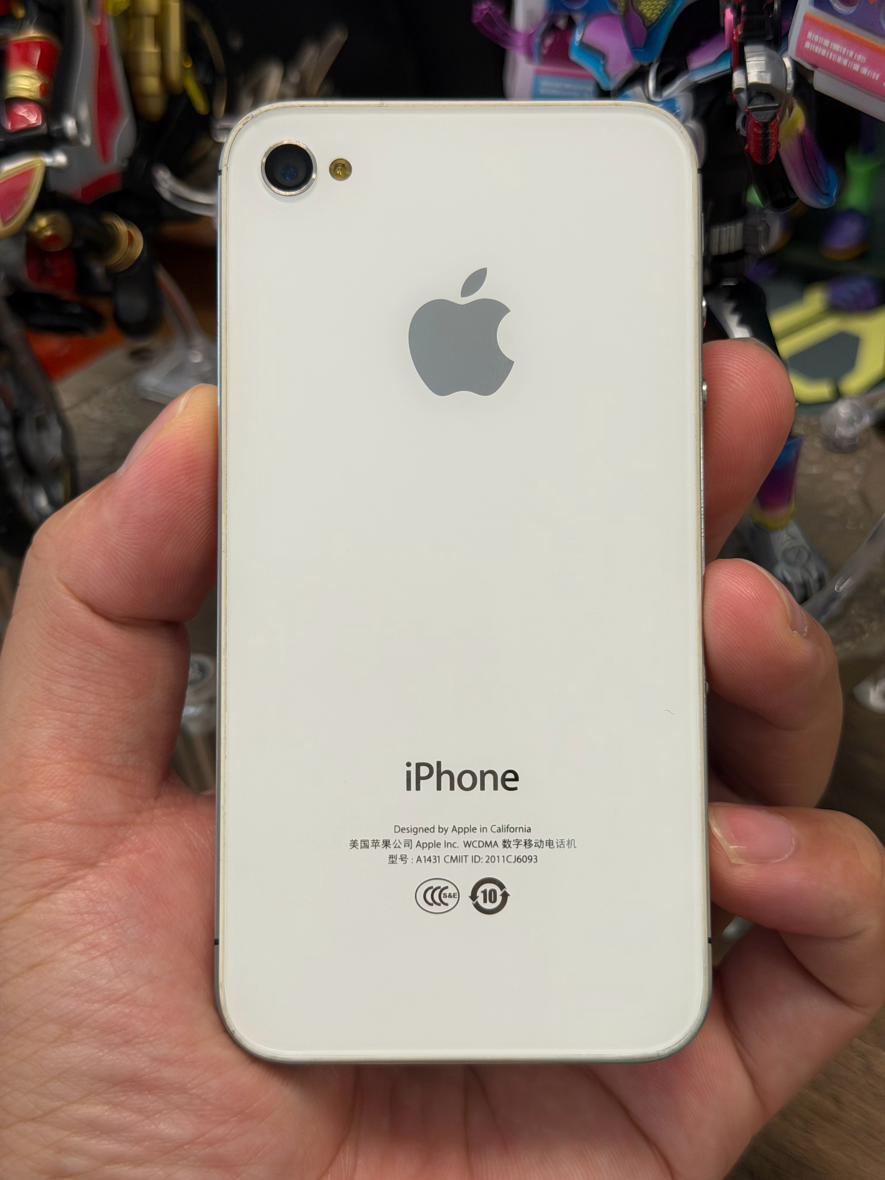 14年前，工资一天130元，那个时候怎么没有舍得花钱买个iPhone 4S，那时