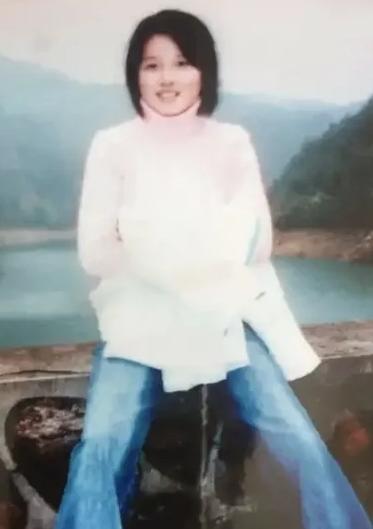 [中国赞]2004年，2004年，福建一名女大学生蔡伟娟神秘失踪，她的富豪父亲为