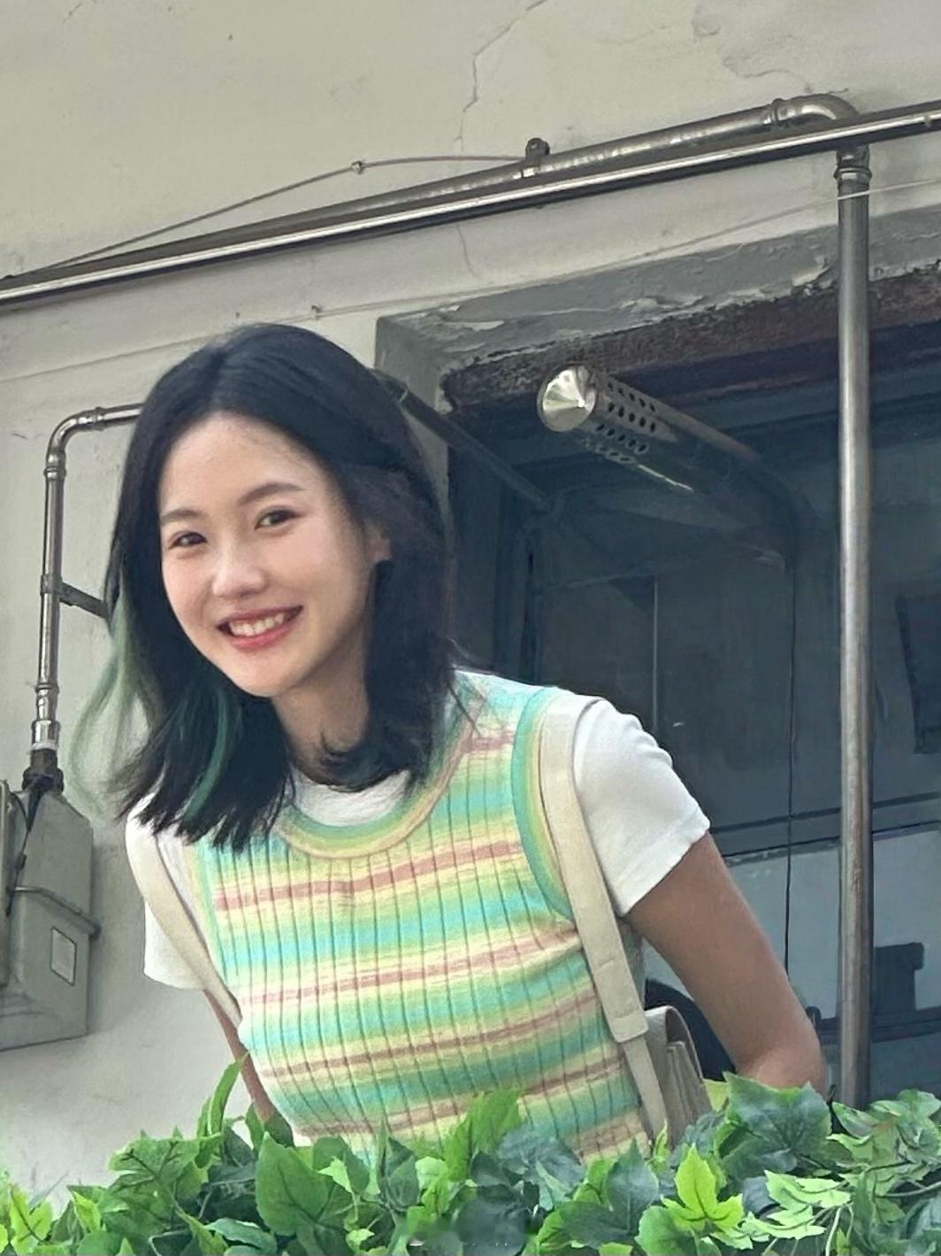 莹营业 莹莹耶 ！陷入我们的热恋 🦜🩷 ​​​