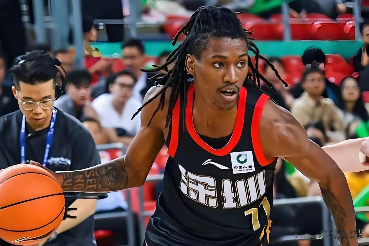 深圳队能守住第三吗？
今晚深圳男篮在客场艰难战胜联赛垫底的四川队，深圳队之前12