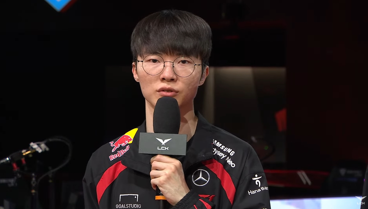 Faker：我也觉得我的彗玩得最好，这英雄很复杂，但是挺有趣的