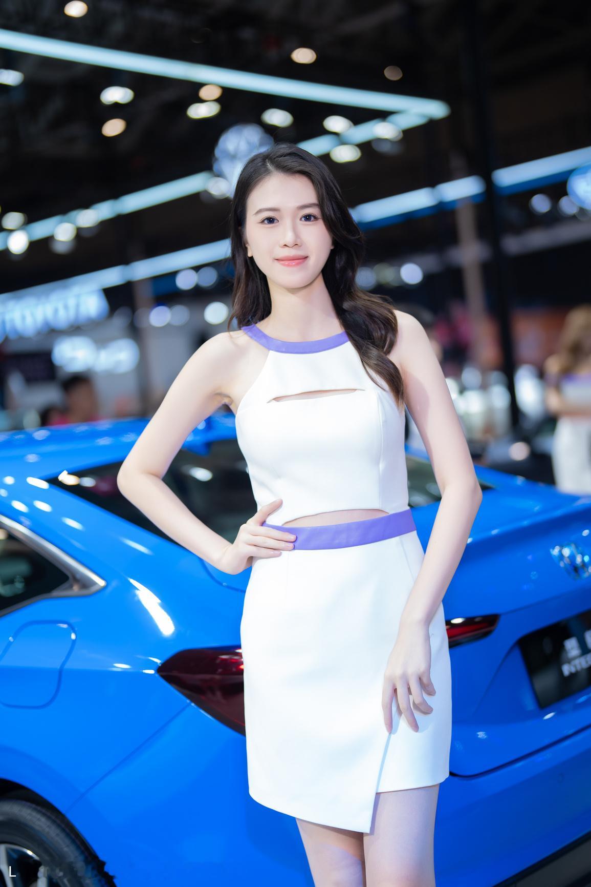 聆听猎人的车展日记猎人在佛山车展猎人与车展 2025 国庆佛山车展想把图片带回家