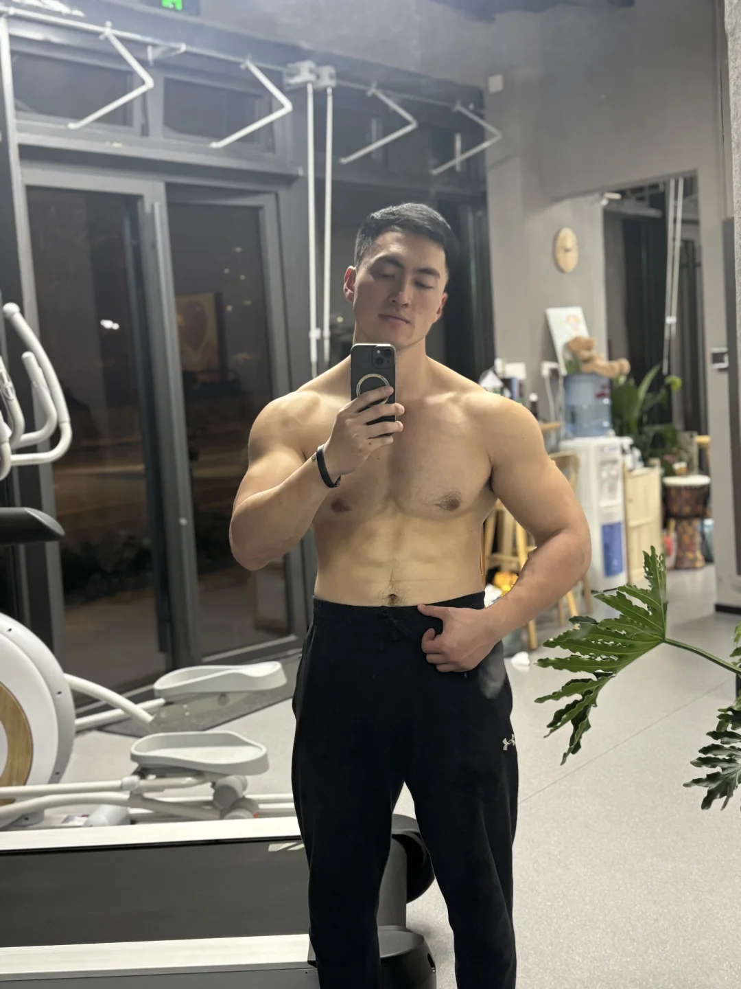 最近越来越脂包肌了