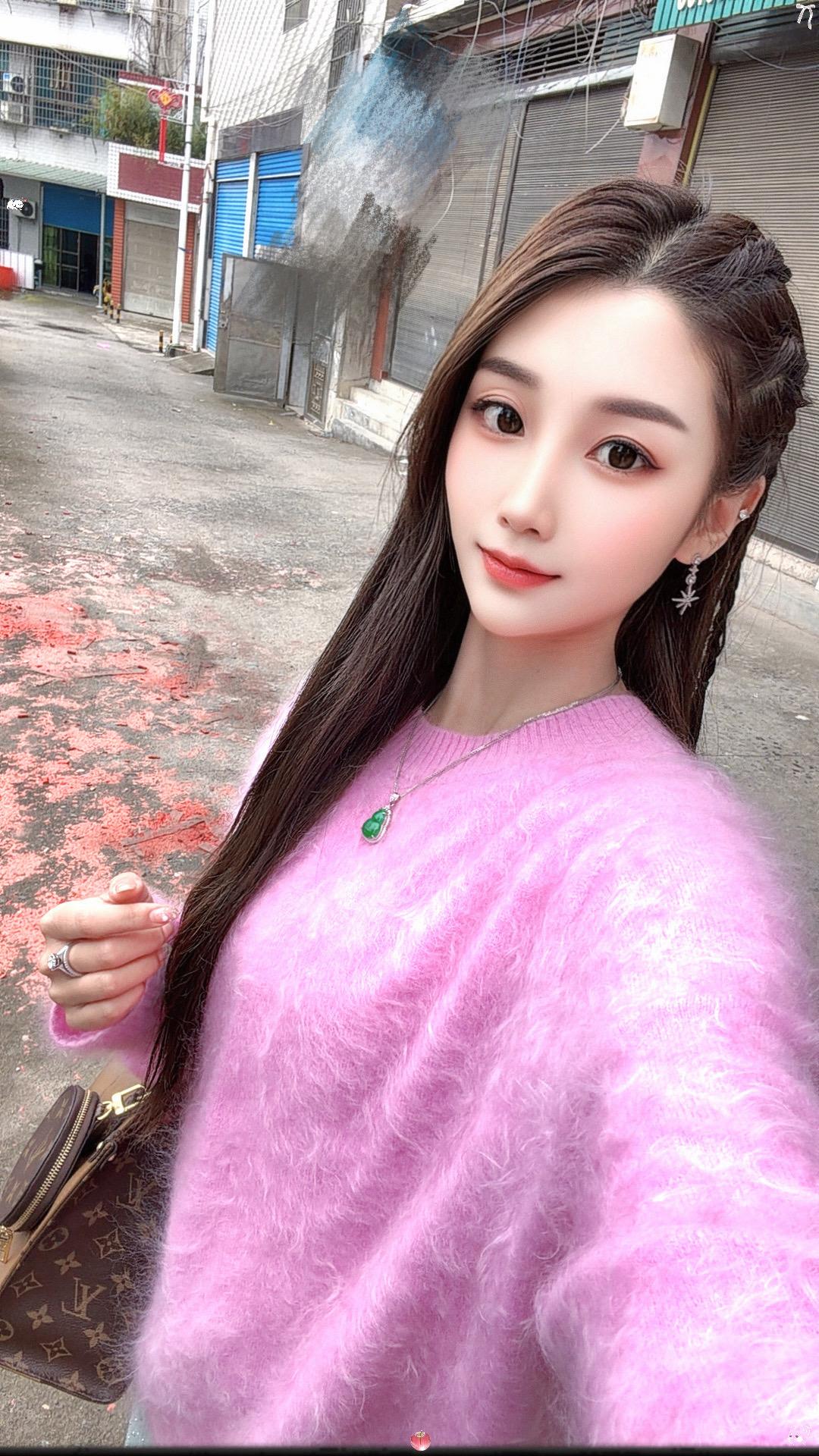 2026：闭嘴，搞钱，隐身！ 闭嘴·是清醒 搞钱·是底气 隐身·是成长...