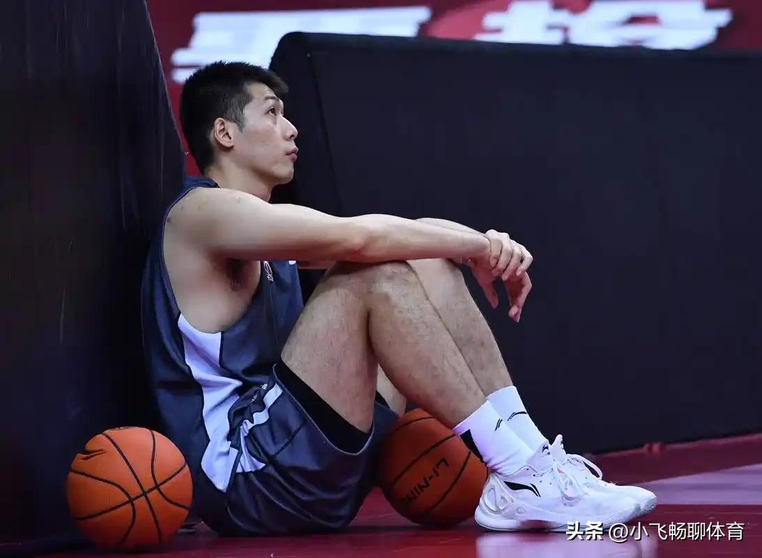 广东队传来两条好消息与一条不好消息。
   首先就是广东队实力锋线张皓嘉通过体测