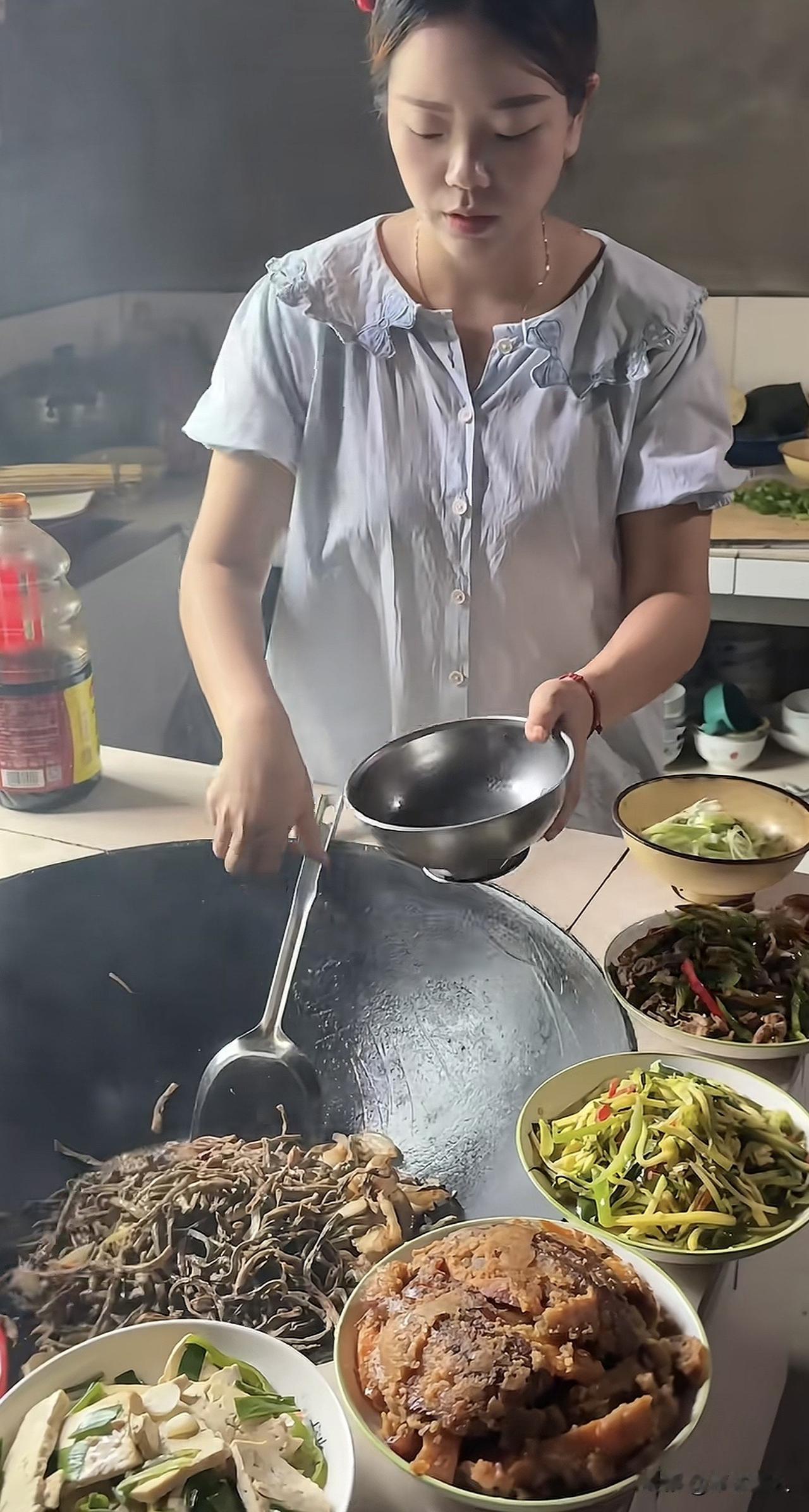 【唯道心语】致敬“三大新文明”范式的中国人

时代的迷雾，长久笼罩世间。

你看
