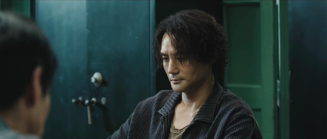 哈哈哈，《交锋》里面王凯真的用一句话得罪了两个人。

那就是选人的时候，他不要学