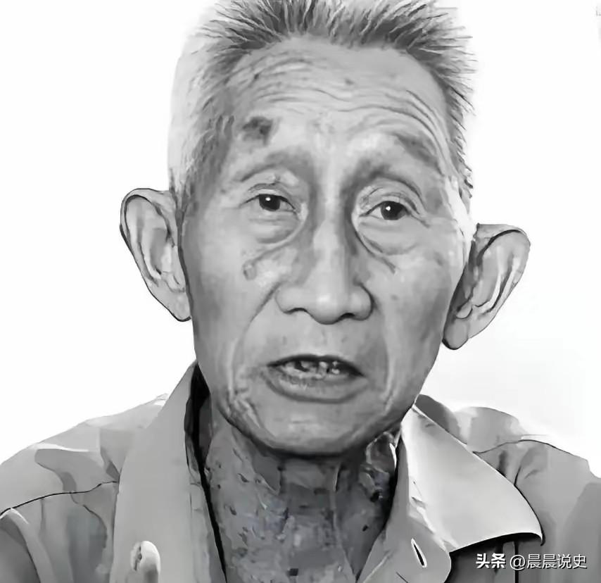 1937年最诡异的一幕！村民杀鸡慰敌反遭斩杀，日军内部为何突然内讧救人？
 
1