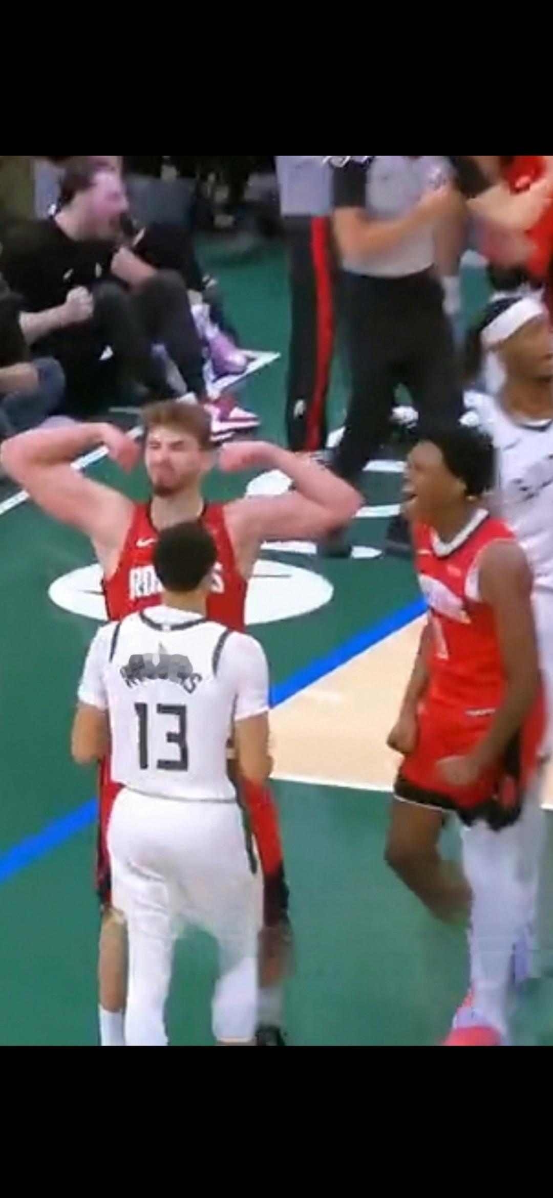 申京换字母哥有搞头吗

        申京病休，亚当斯轮休，火箭背靠背客场10