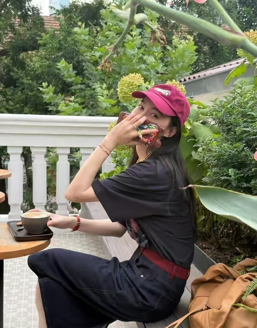 43岁唐嫣这状态太显年轻了，嫩的像女大学生！ 