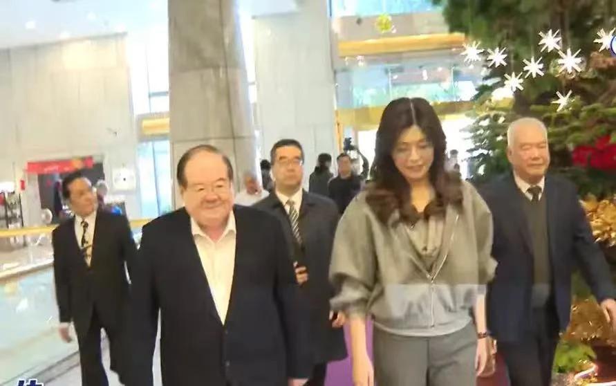 对于两岸统一，国民党这人正式向大陆交底，不简单!
 
要知道，针对两岸关系，主席