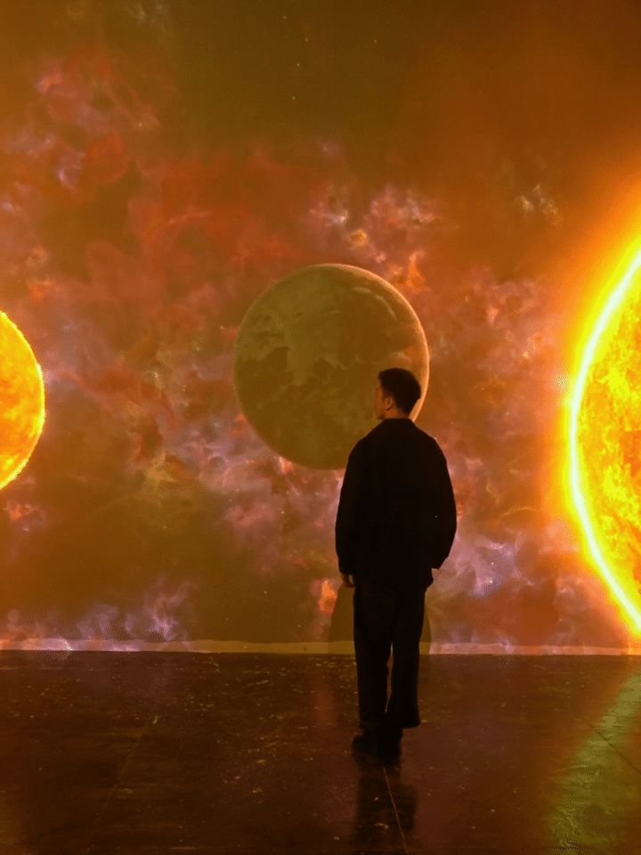 《三体》科幻宇宙登录成都🪐被现场震撼住