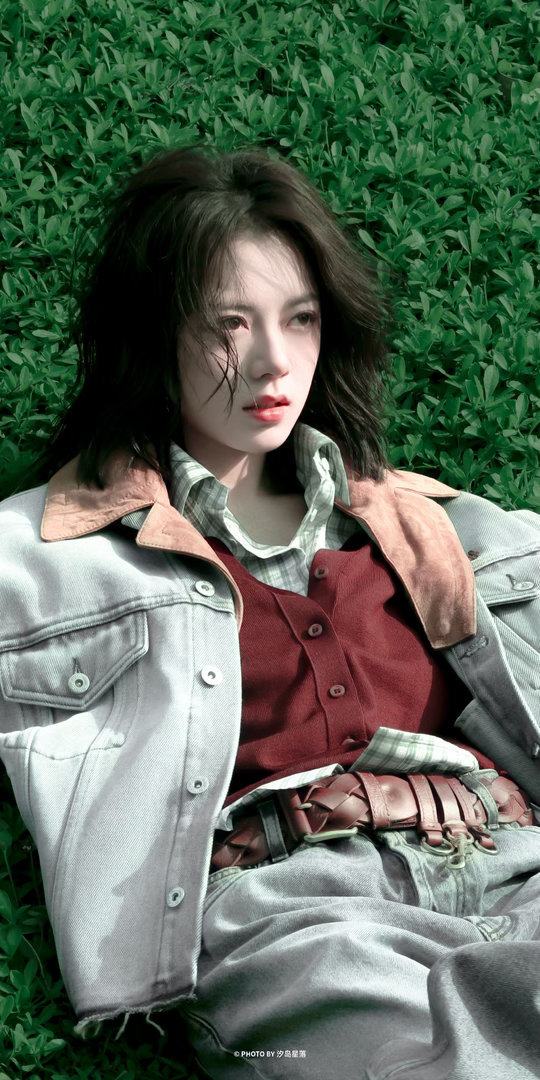 赵今麦赵今麦徐迟 🌾赵今麦无可替代你是舞台中央流转的热浪，在聚光灯闪烁的夜肆意