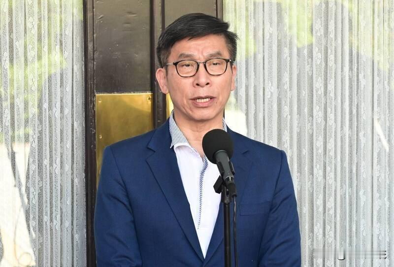 钟佳滨：民众党团已释出善意 盼国民党停止杯葛军购条例

民众党团今天（11日）上