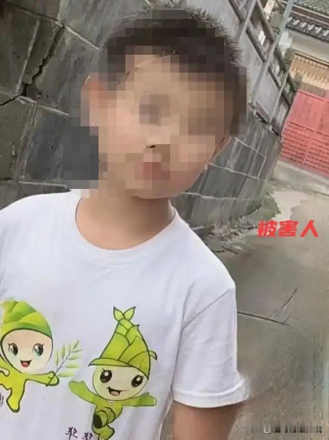 在云南腾冲的山水之间，有一段令人扼腕叹息的悲剧，也是一面镜子，映照出人性善恶的交