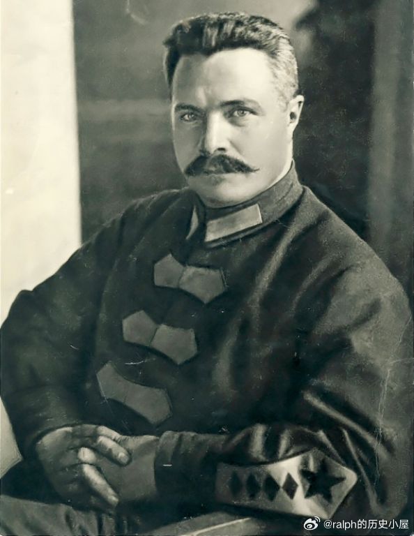 20年代的伏龙芝历史影像