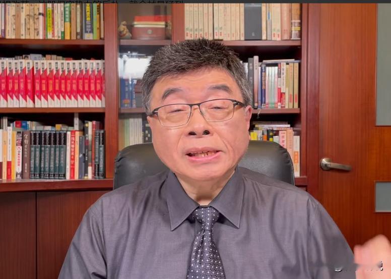 国民党，恐怕真的没救了。就在党内唯一的“战将”郑丽文，民调高涨之际，岛内专家邱毅