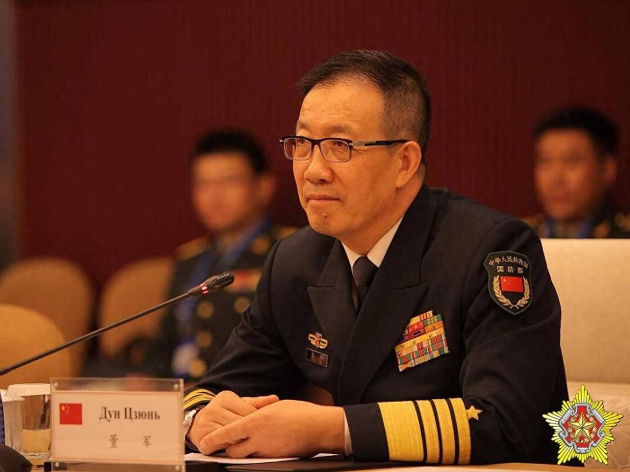 对台强烈信号。

7月31日，国防部长董军在中国人民解放军建军98周年招待会明确