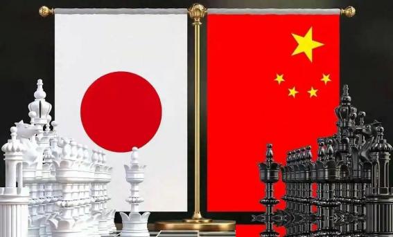 日本万万没想到，高市的愚蠢居然帮中国解决了两大问题。第一个，帮我们全中国人再次唤