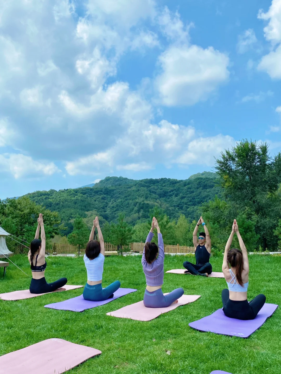 早上好呀｜用瑜伽开启好状态的一天🌤