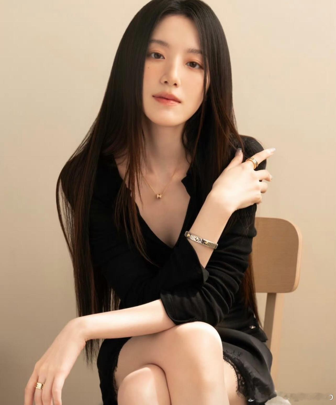 宝宝 出道八周年快乐 请继续幸福吧 