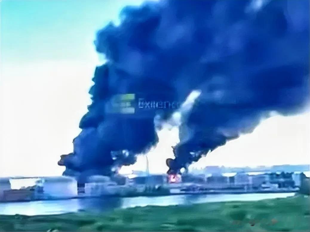 6月3日，2026年《圣彼得堡国际经济论坛》召开之际，乌克兰政府派无人机前往，列