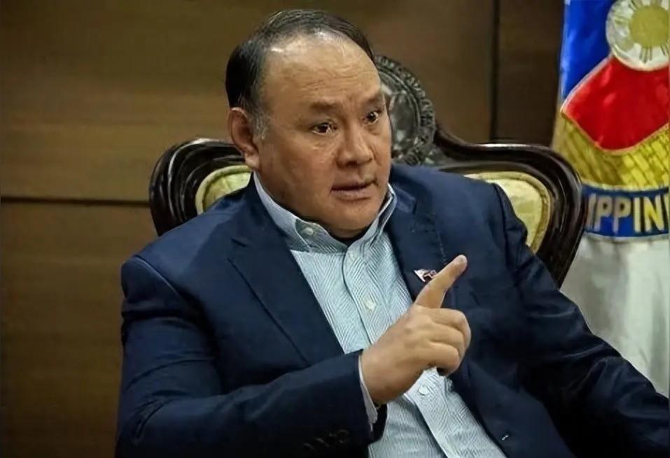 倒反天罡？菲律宾防长召回驻华武官，对华反制反把自己逼进窄路。
一条本该用来降温的