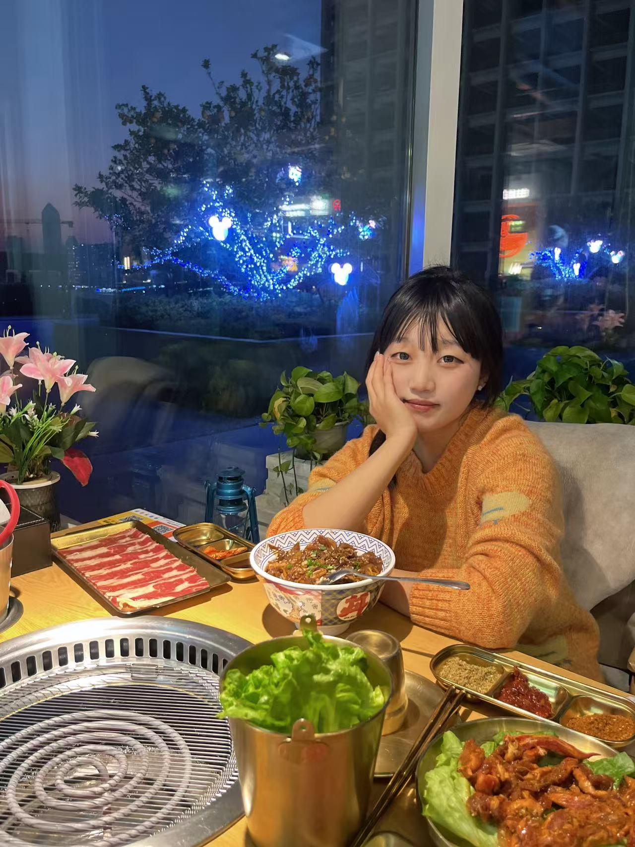 emo都是装的 其实我的日子爽的要命