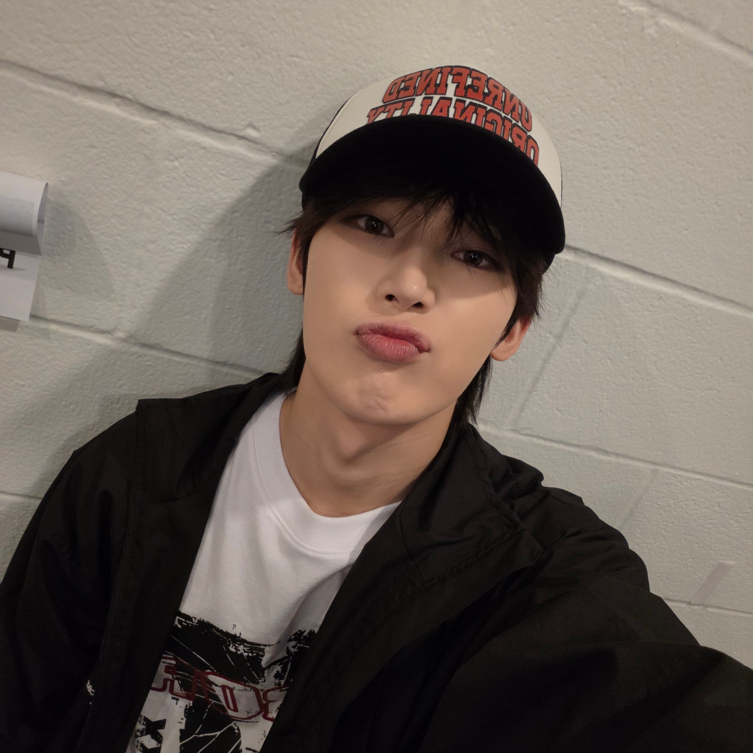亲亲照😚 