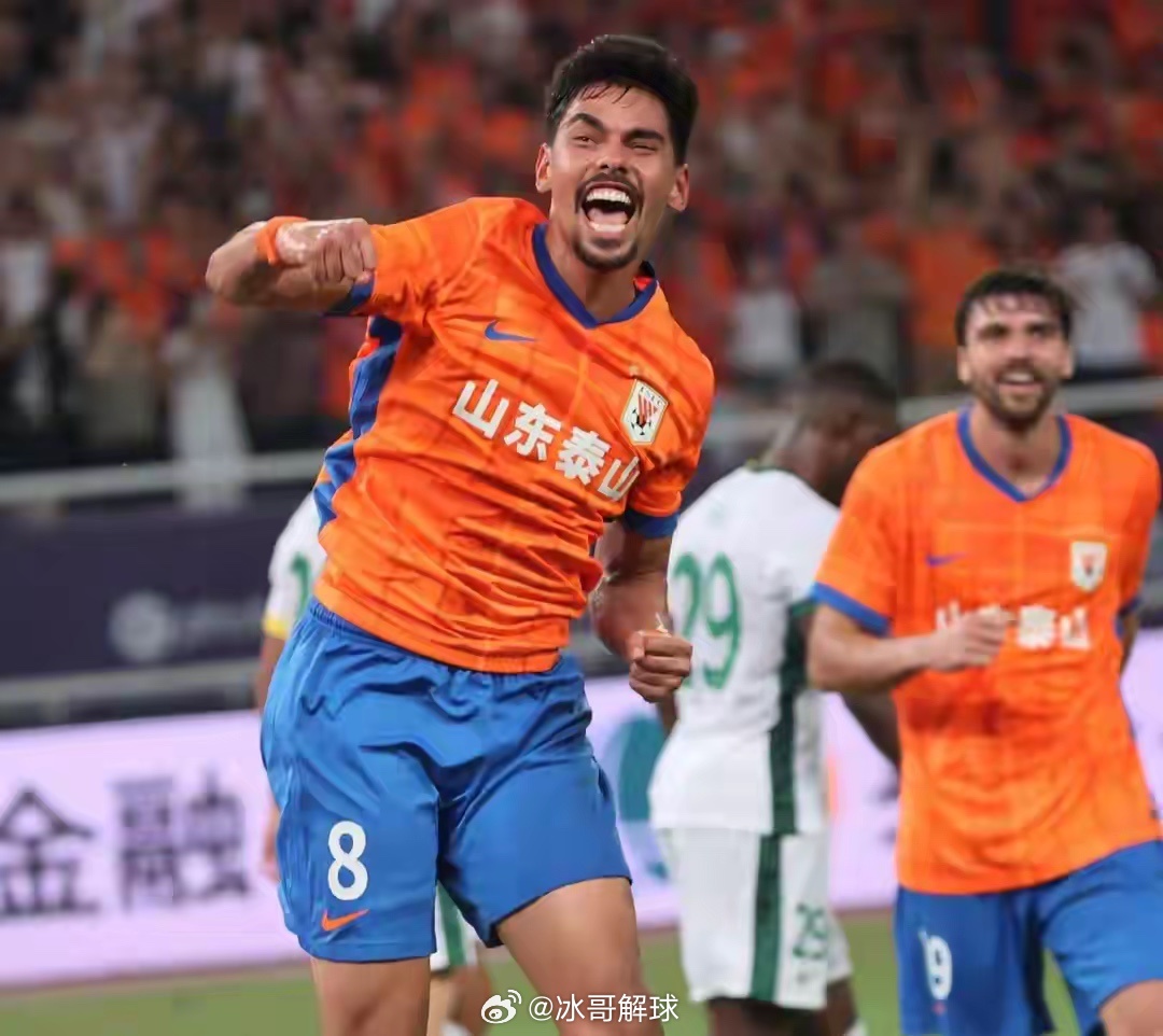 中超首轮山东泰山迎战升班马辽宁铁人，泰山以-6分开局抢分压力巨大。辽宁外援三叉戟