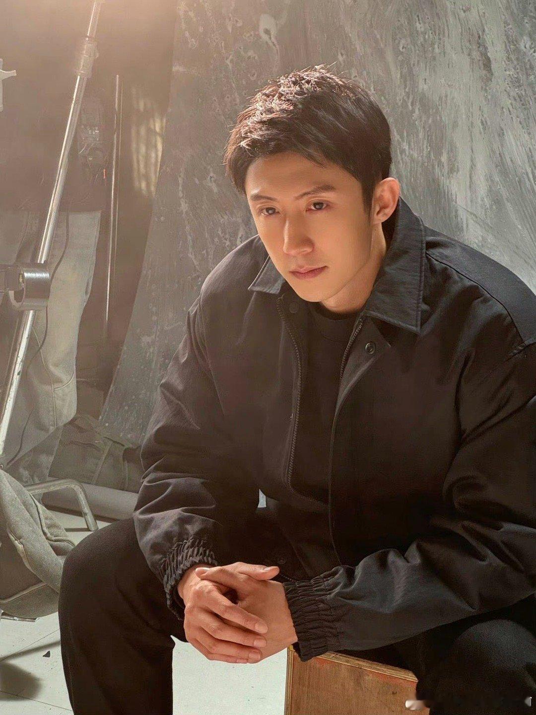 黄景瑜也很舍不得罚罪2吧 黄景瑜的戒断反应太真实！发文告别《罚罪2》秦枫，从体验