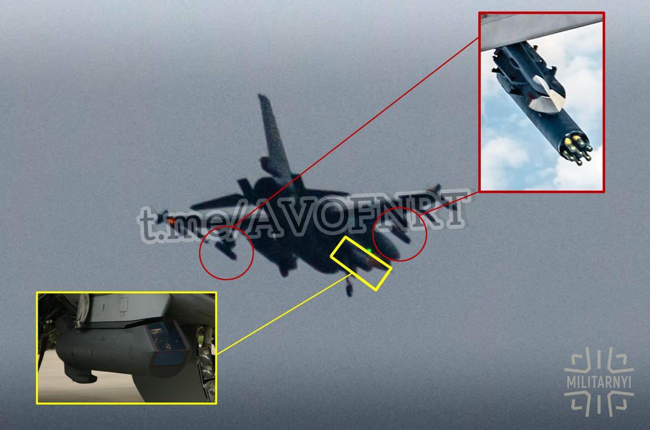 🔻乌克兰F16战机疑似开始挂载APKWS用于拦截俄军无人机和巡航导弹。🔻AP