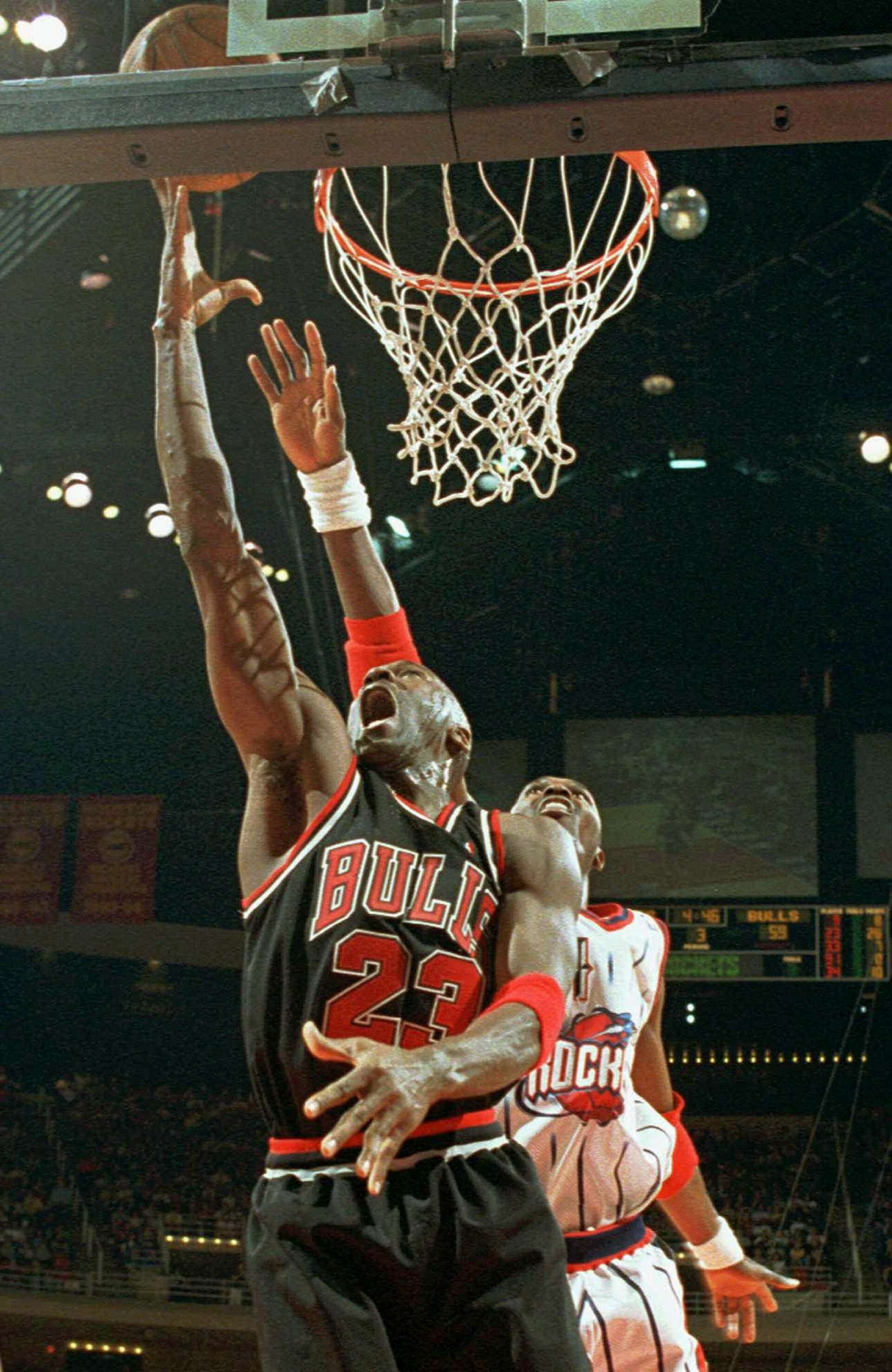 Michael Jordan finger roll 