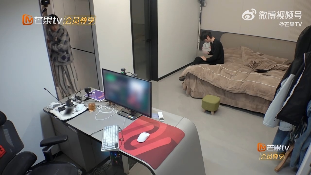 等我小了也要一诺当我哥哥我家那小子一诺这哥哥当得太到位，支持弟弟还主动承担开销 