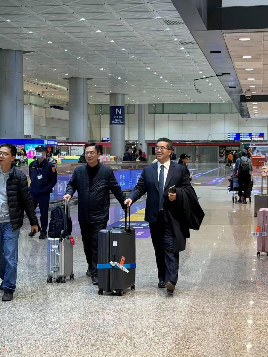 国民党副主席萧旭岑，今（5日）凌晨在脸书发文表示，向所有关心“国共两党智库论坛”