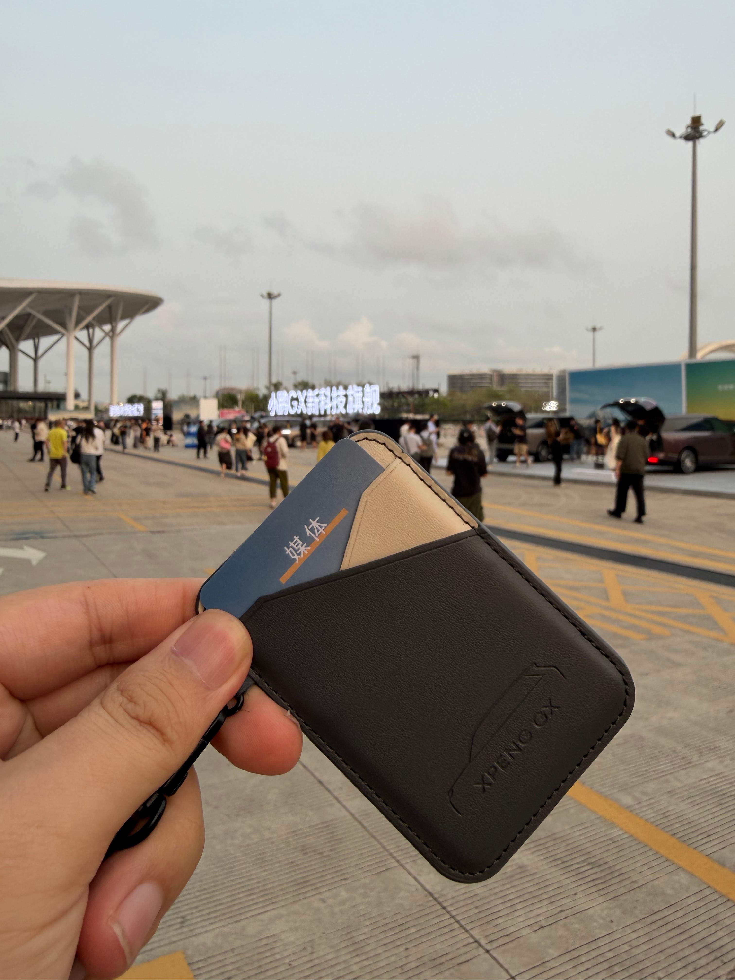 来到小鹏 GX 技术发布会会场了。期待 ing。新能源汽车308_IO新科技旗舰