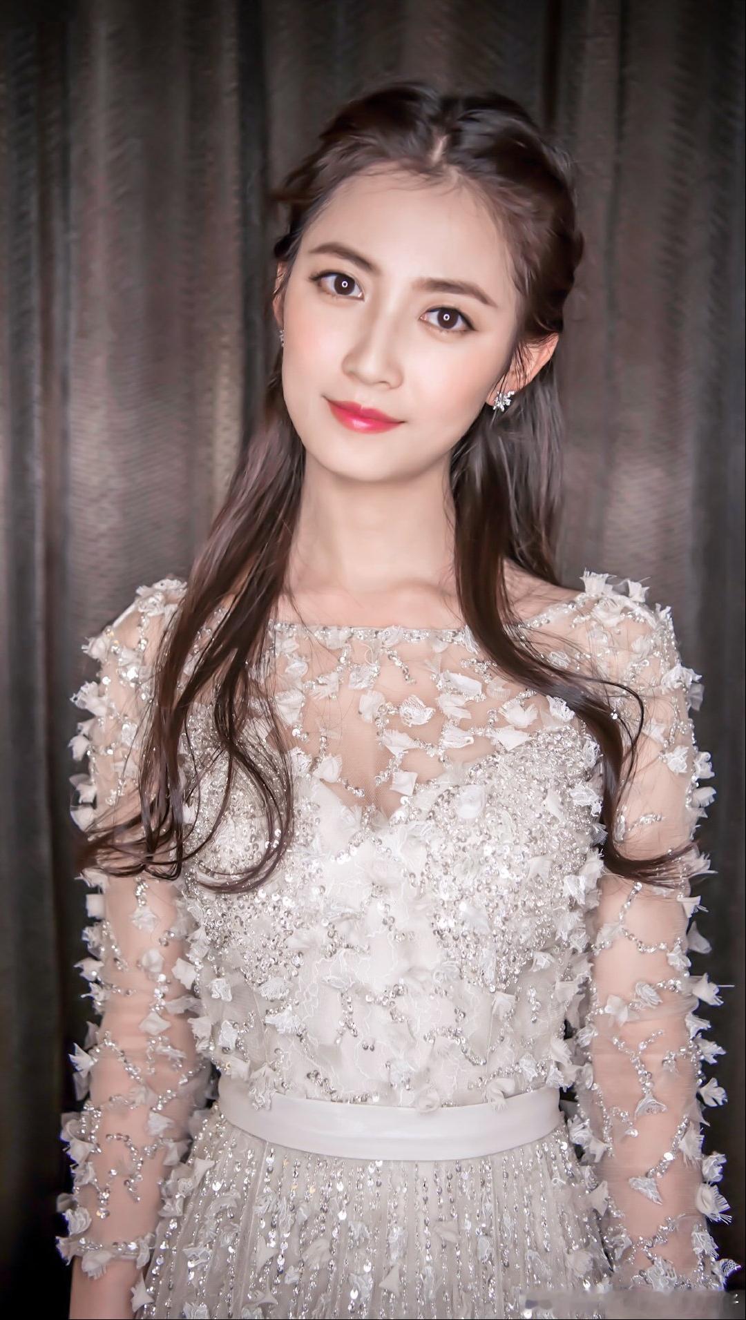 陈钰琪 陈钰琪金吾不禁 陈钰琪李令歌 不仅仅是你的名字，还有你可爱的样子。