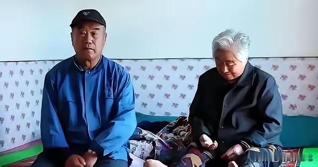 辽宁夫妻借款7万送她去德国留学，21年未见，临死才知她已成为德国教授，他们哀求想