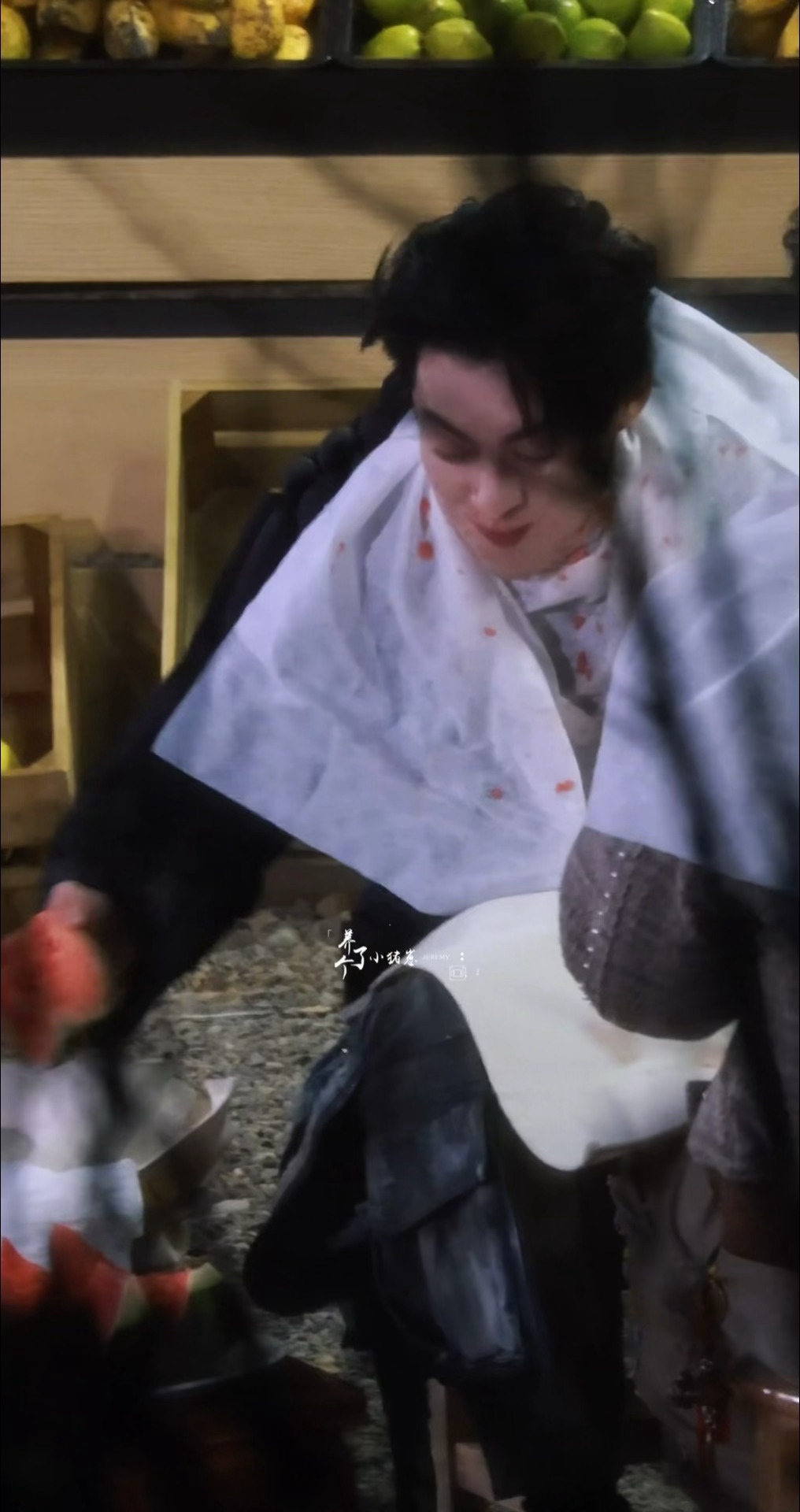 被喷了一脸西瓜汁后乖乖等待哥哥ma脸🆘🆘别老给王鹤棣玩带西瓜元素的游戏，会被