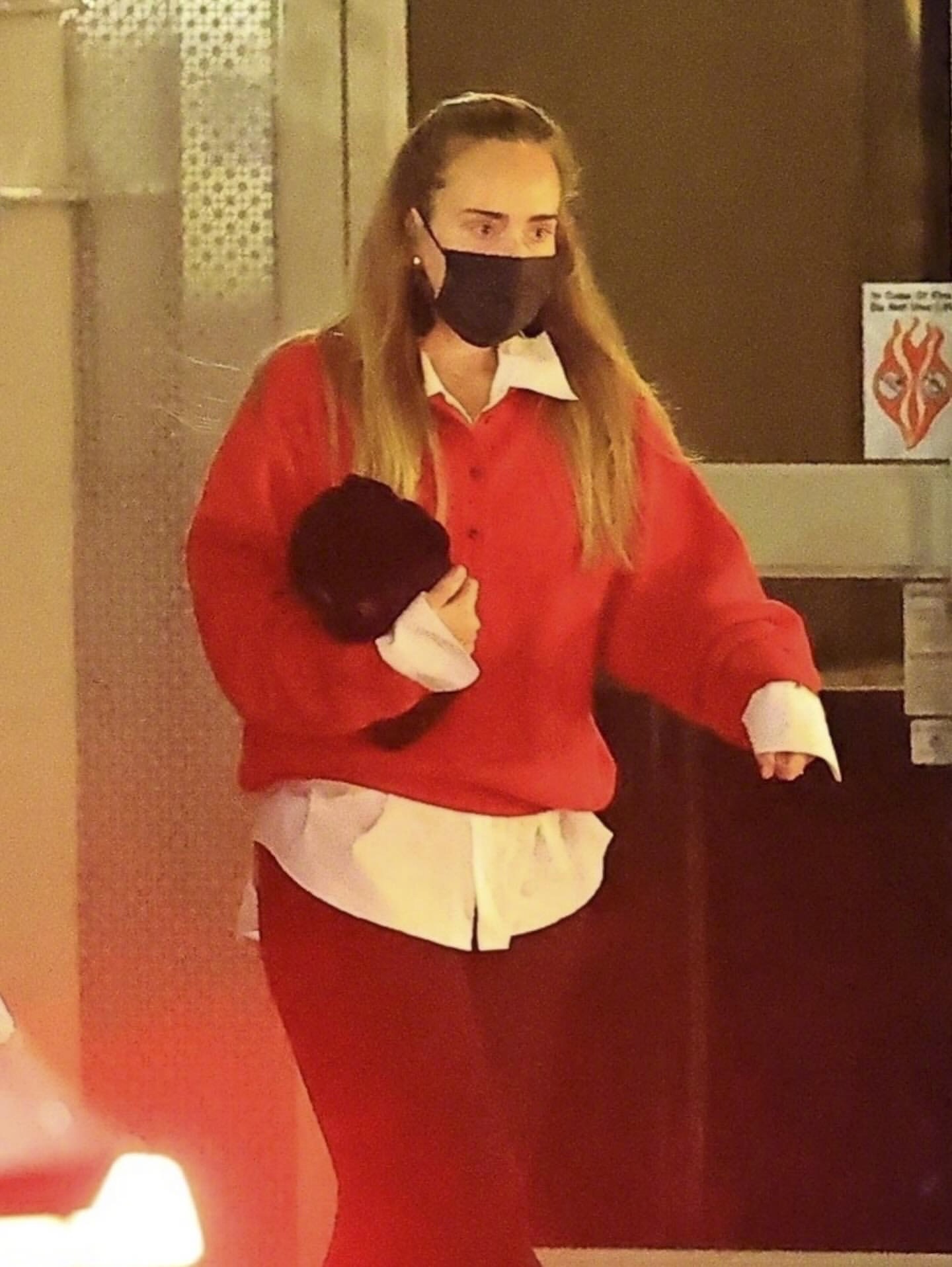 阿黛尔 Adele 与丈夫、体育经纪人 福保罗Rich Paul 带着儿子在洛杉