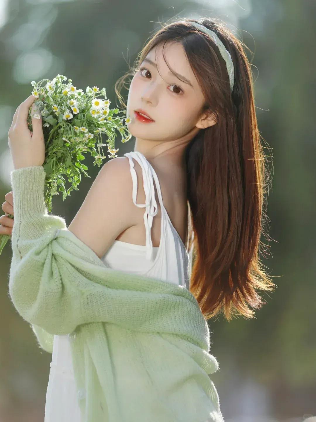 共享美人靓照绿色的心情美女的美丽瞬间分享