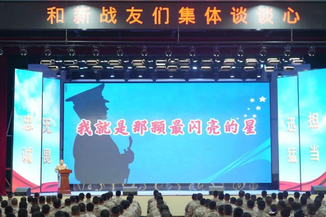 铸剑中原早安军营原原说早晚安 携梦参军是青春最美的蜕变早安