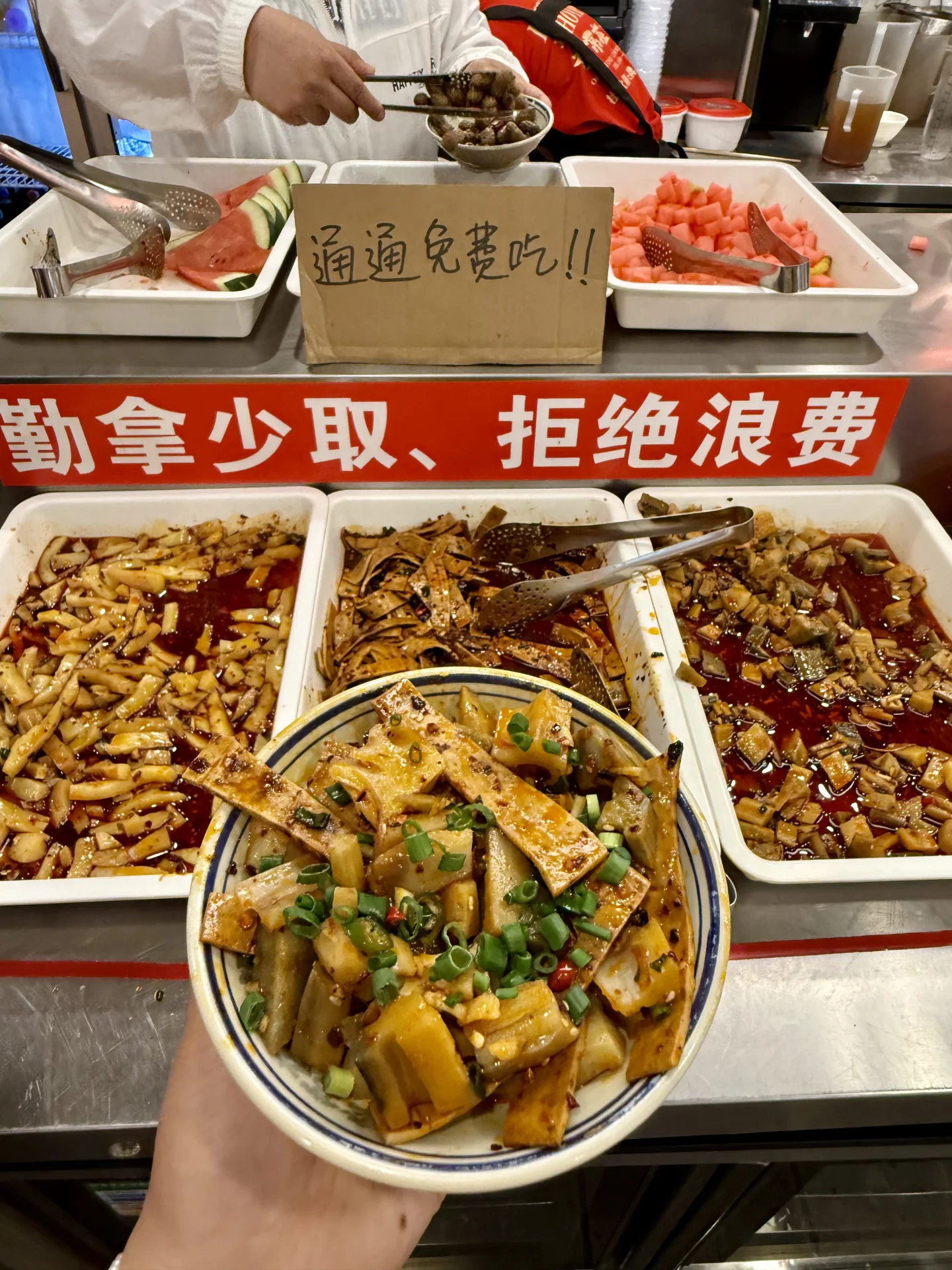 在重庆，只有这种火锅店才能挣到我的钱！！