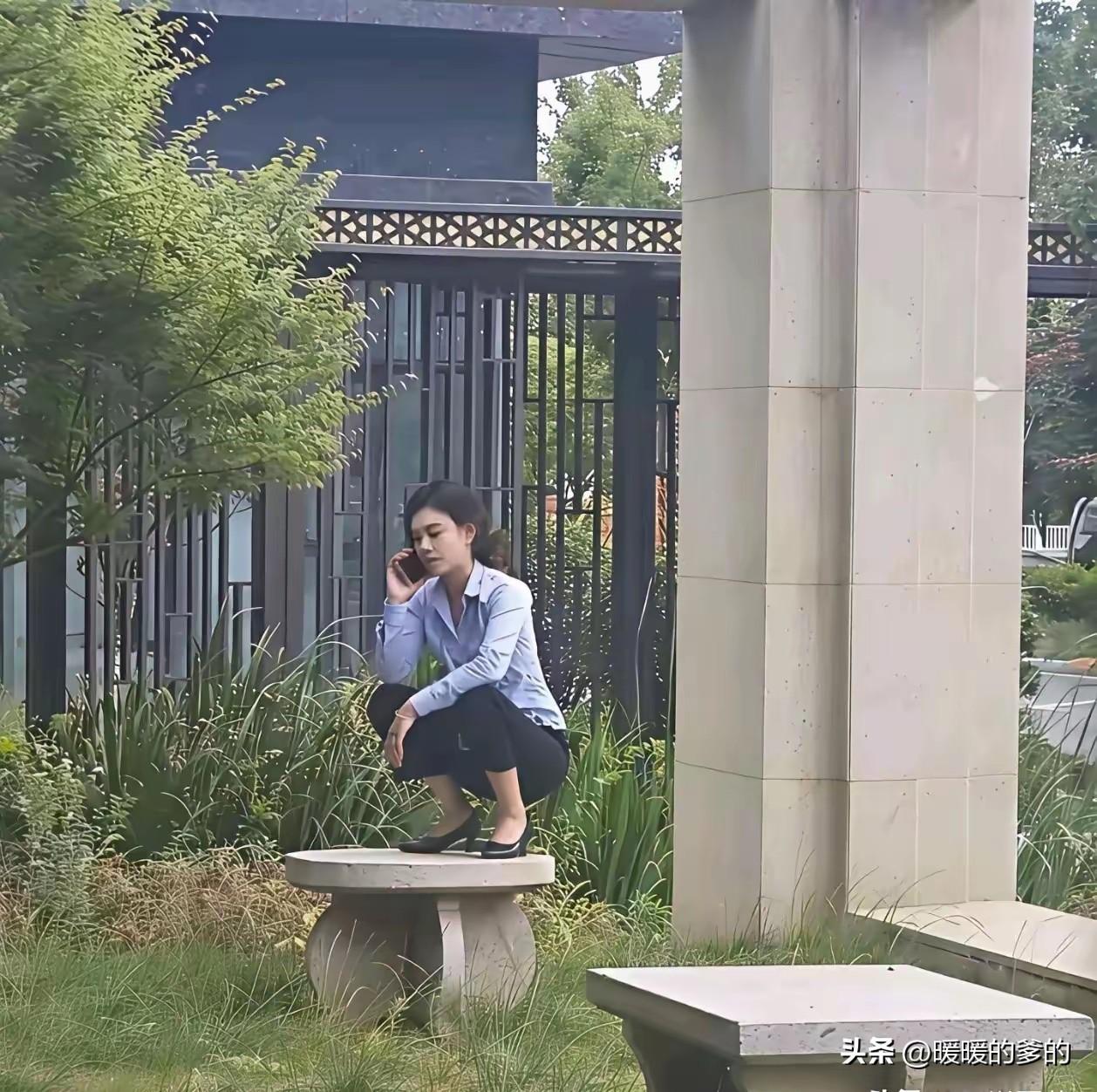 这是在研究啥呢？