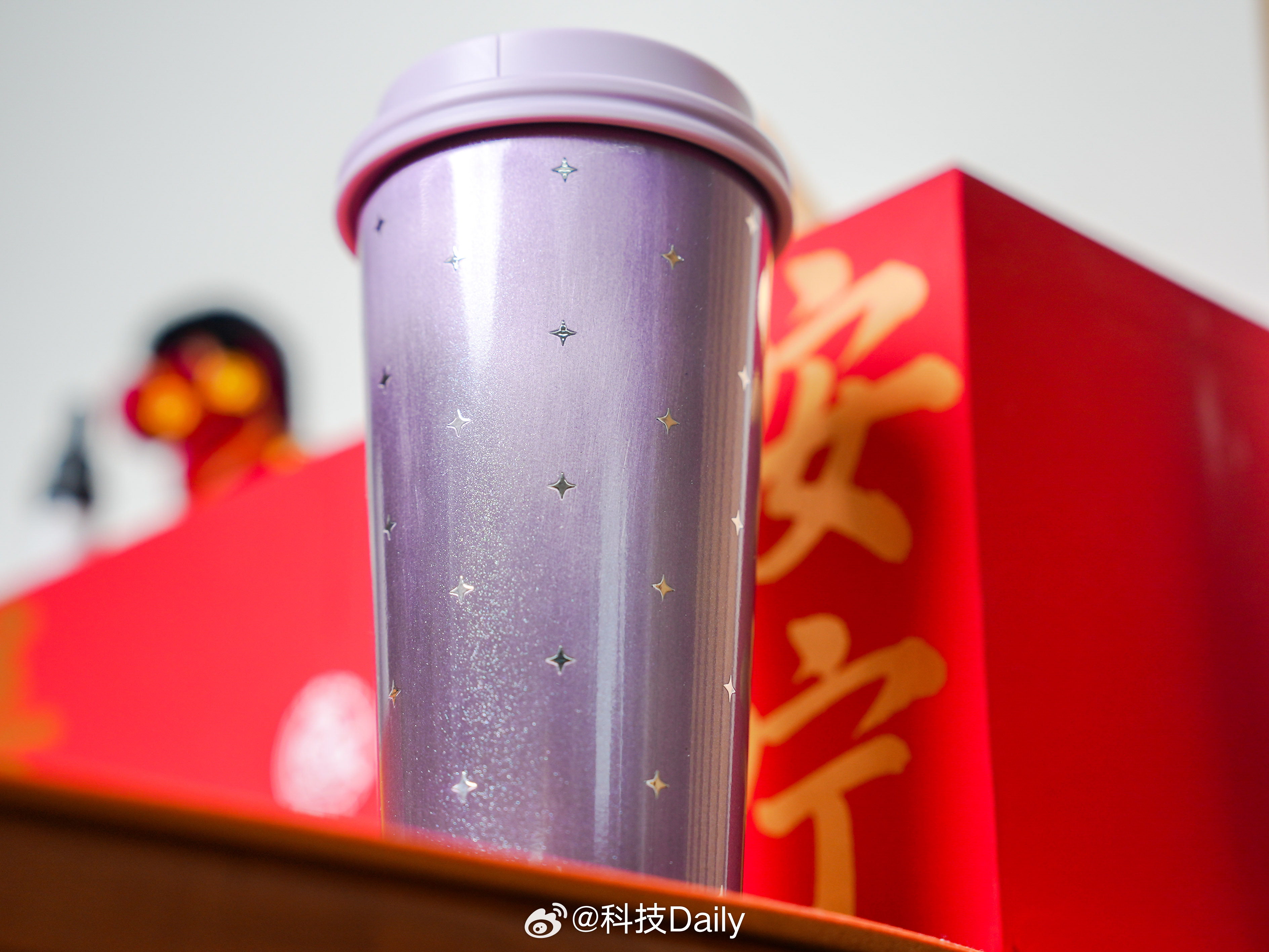 荣耀600系列发布会要开始啦，手握幸运星，一起期待揭晓~大家定好闹钟准时看。大家