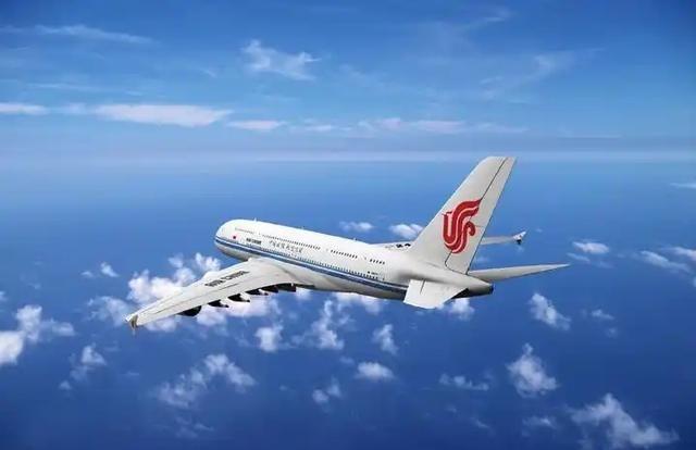 2026年8月15日，海南航空HU753，北京飞往曼彻斯特，起飞后不久突发机械故
