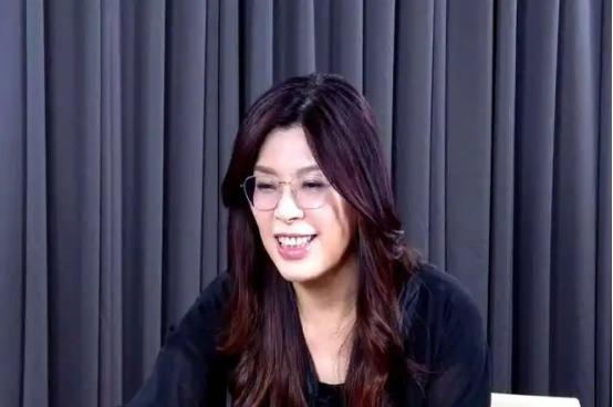 连战这辈子怕是做梦都想不到，自己拿真金白银捧出来的亲儿子，混了大半辈子，最后还得