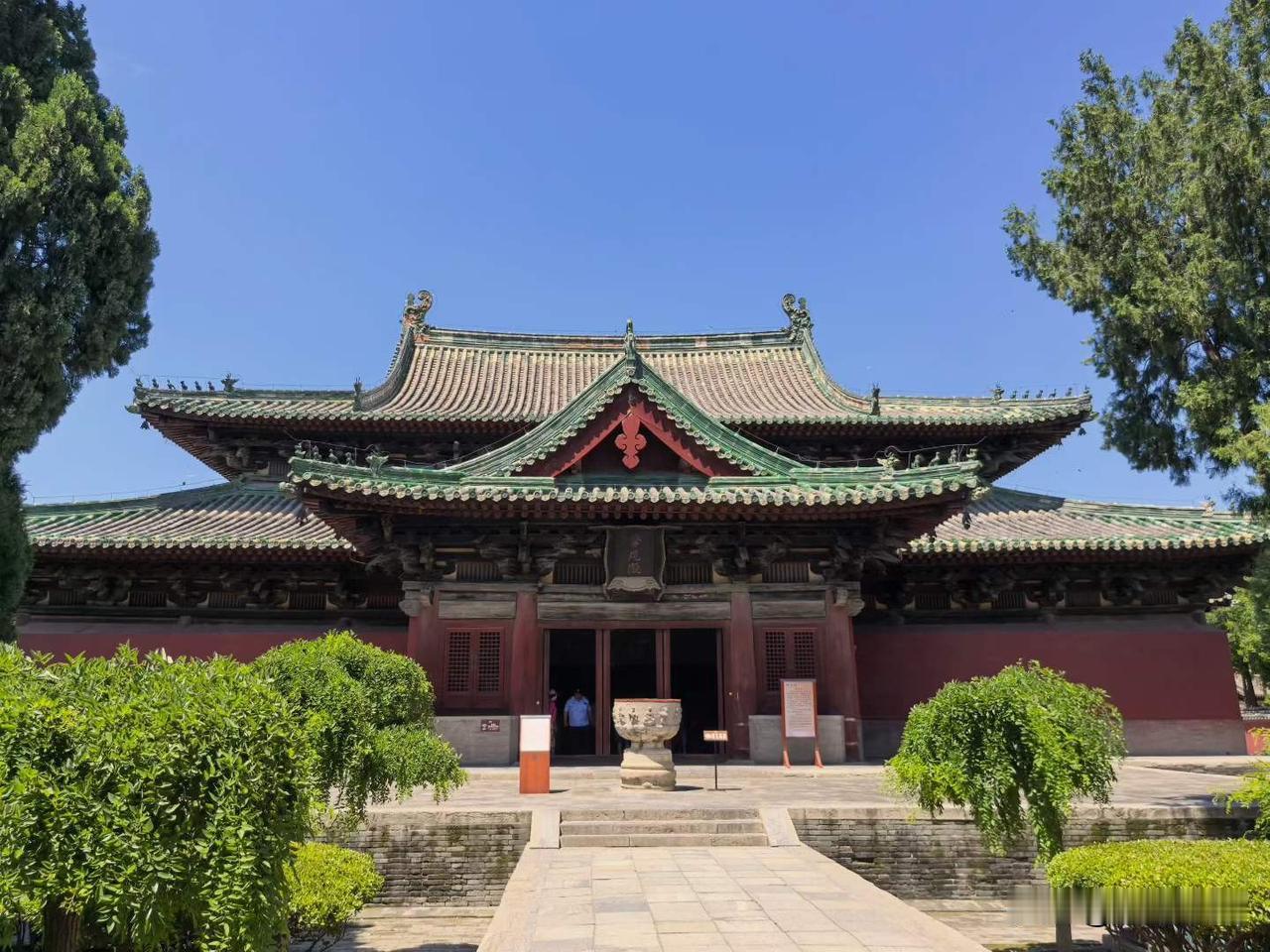 打卡正定隆兴寺，一览传世八最
梁思成盛赞隆兴寺为“京外名刹之首”，是宋代建筑活标